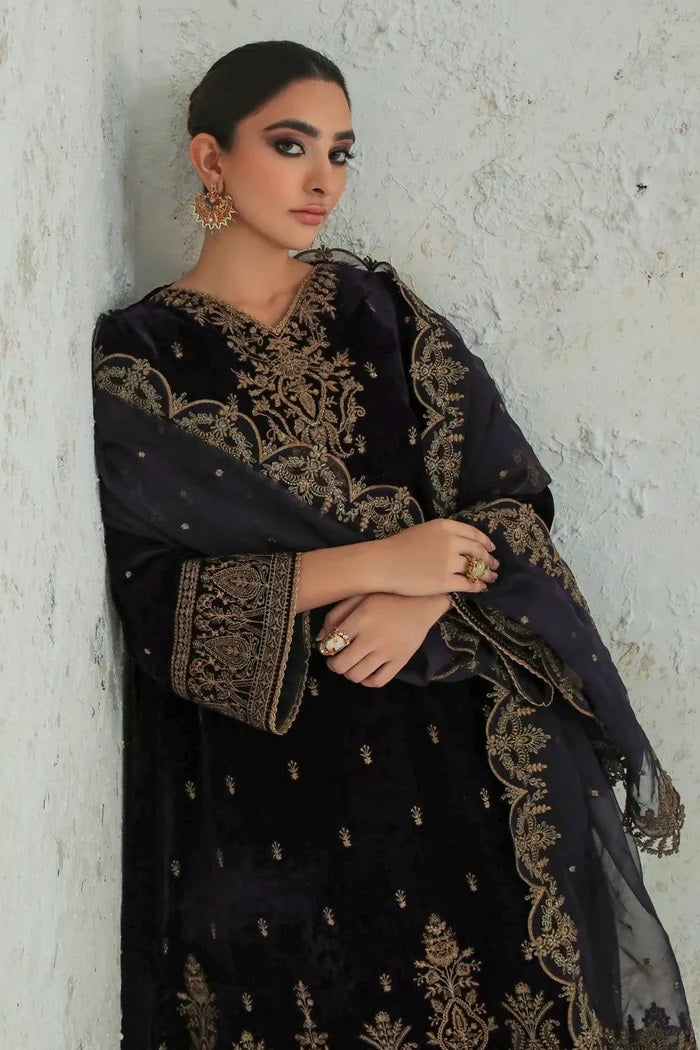 Baroque Luxury Velvet Collection With Heavy Embroidered Duppatta 3 Pc Unstitch UF-239