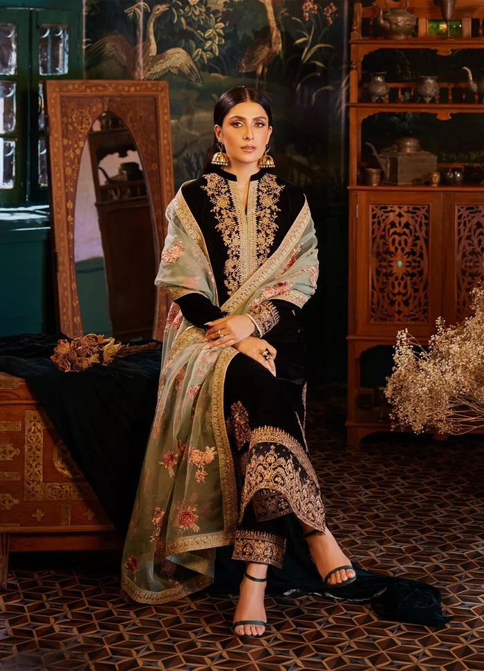 Zainab Chottani Embroidered Velvet Unstitched 3Pc Suit D-01 ANDLEEP