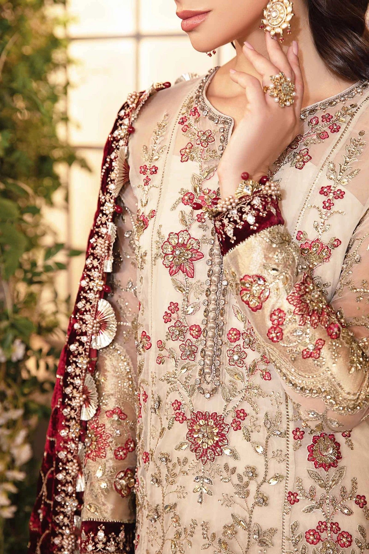 Maria.B Mbroidered 3 Piece Unstitched Embroidered Organza Suit With Velvet Embroidered Shawl BD-2905