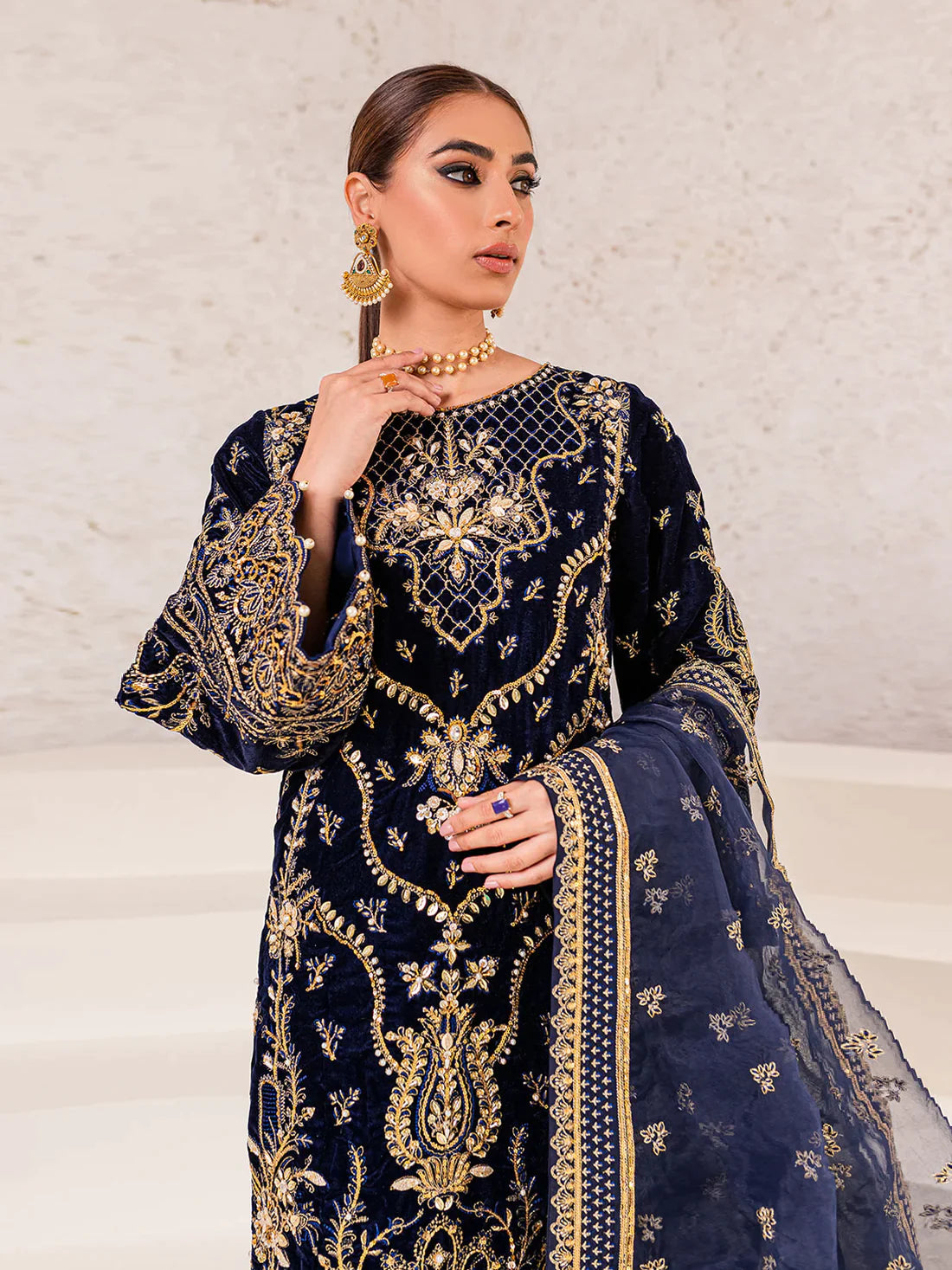 Gulaal Embroidered Velvet Suits Unstitched 3 Piece INSIYAH 03