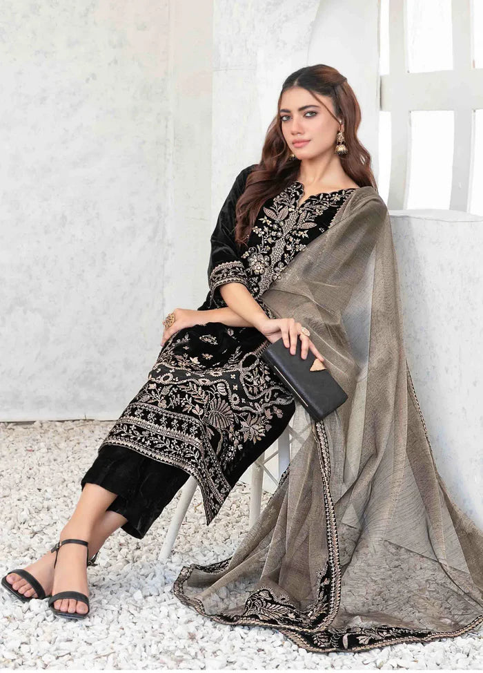 Tawakkal Fabrics Embroidered Velvet Suits Unstitched 3 Piece D-4041 - Festive Collection